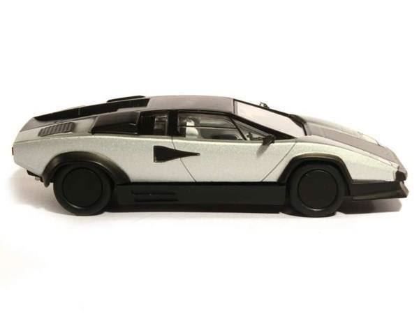 Lamborghini Modellini d'auto: Lamborghini Countach Evoluzione 1987 silber / matt-schwarz – Nuovo e nell'imballaggio originale da Gerlafingen venduto da espero88 5