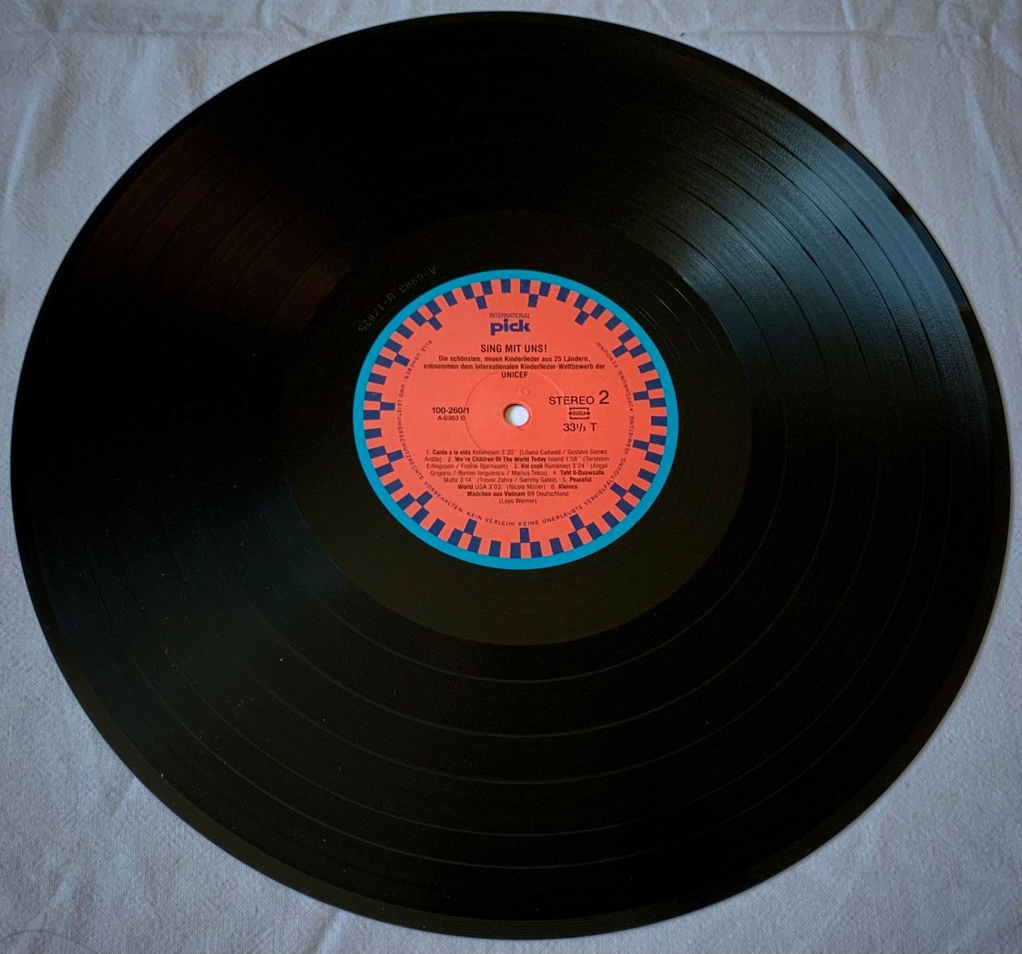 Vinyles: Kinderlieder aus 25 Ländern – D'occasion à Spiez par martin-7973 3