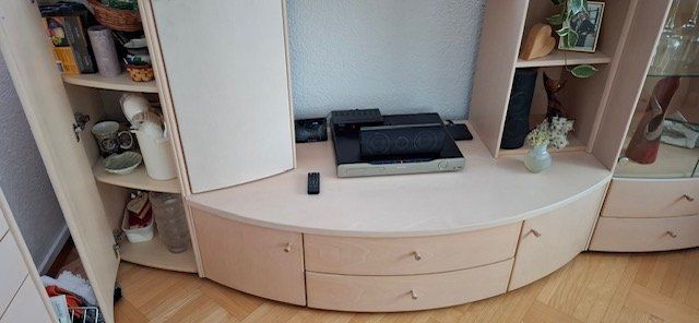 Scaffali: Wohnwand + Sideboard, ZU VERSCHENKEN – Usato da Obfelden venduto da Dmx6t947 2