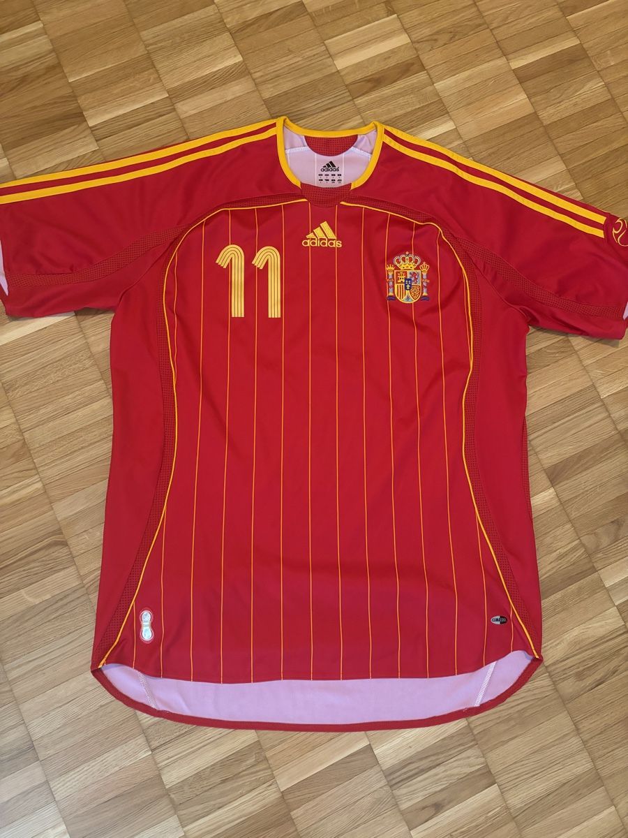 Adidas Canottiere & Pantaloni: Spanien Trikot Luis Garcia – Usato da Zürich venduto da ChampShirts 1