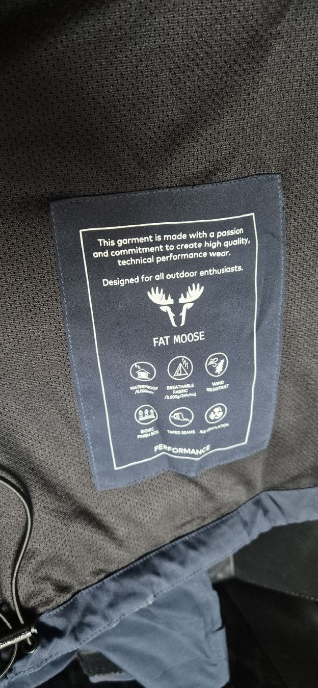 Giacche: Fat Moose Jacke dunkelblau grösse M – Nuovo (secondo la descrizione) da Rieden AG venduto da POKEBOKA.CH 4
