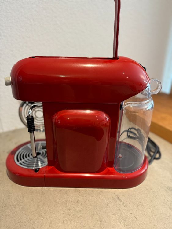 Nespresso Maestria Rosso - gepflegt, voll funktionsfähig (D