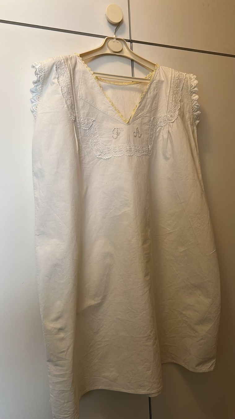 Negligees & Pigiami: Vecchia camicia da notte tg. L/XL – Usato da Melano venduto da H-Sara