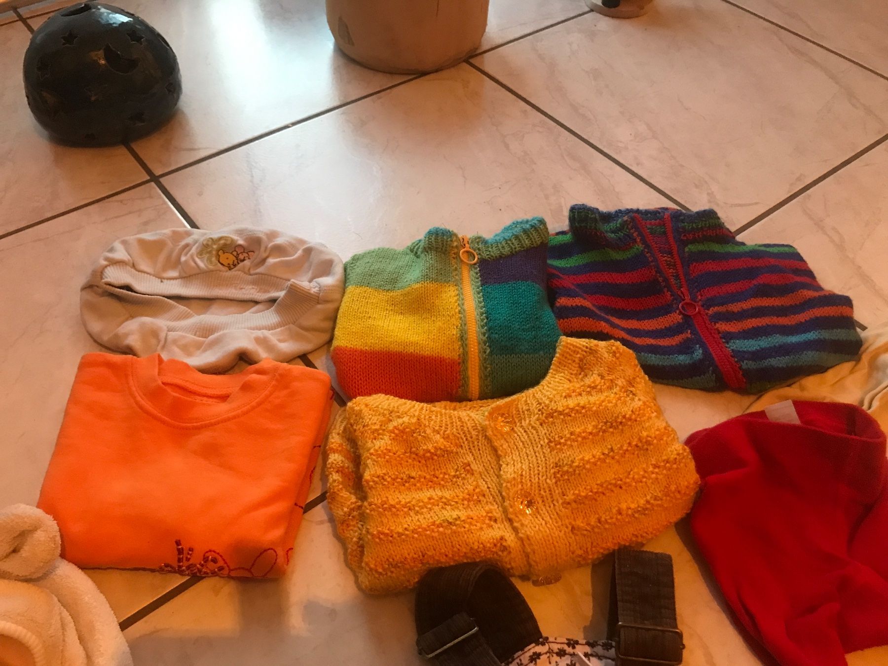 Kleiderpakete & -sets: Kleiderset 16 Teile Mädchen Gr. 74 – Gebraucht aus St.Pantaleon von frodobi 2