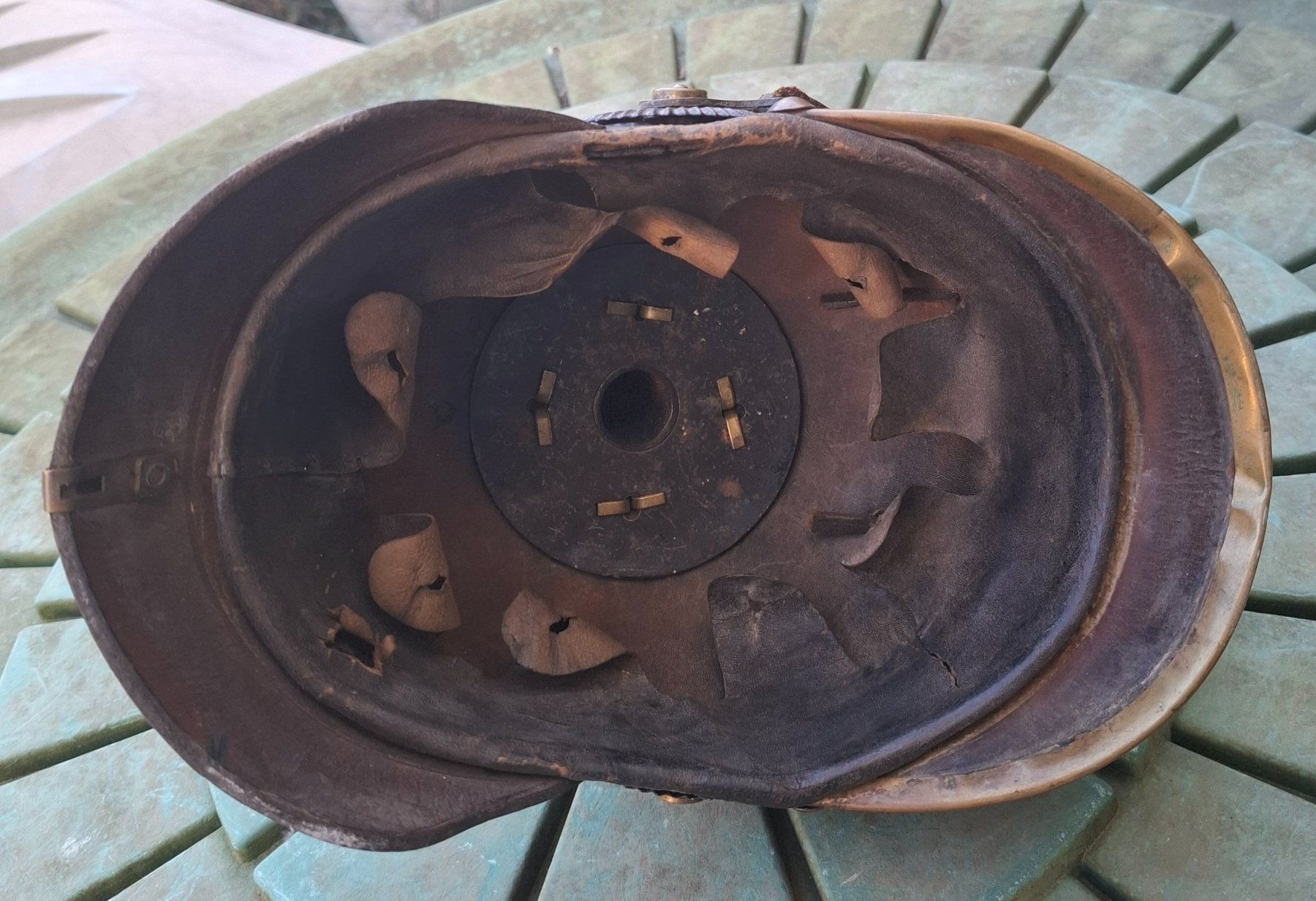 Uniformi & Effetti personali: Preussen pickelhaube – Usato da Wohlen AG venduto da Suri016 4