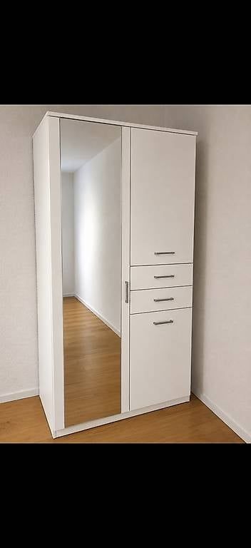 Armoires: Schrank  – D'occasion à Fislisbach par Daniela-79