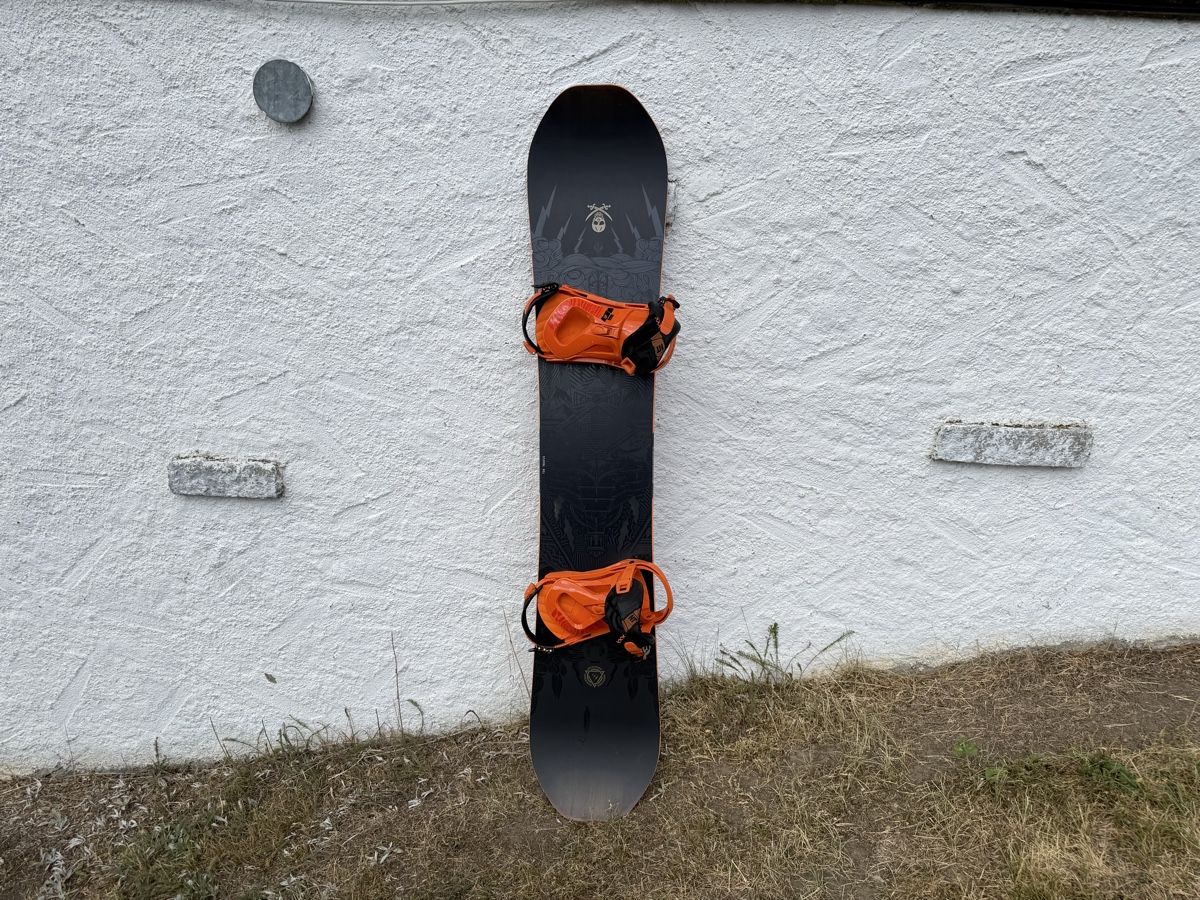 Board: Nidecker Snowboard Schwarz – Usato da Bern venduto da lin_hf2p
