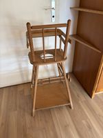Antiker Baby-Hochstuhl