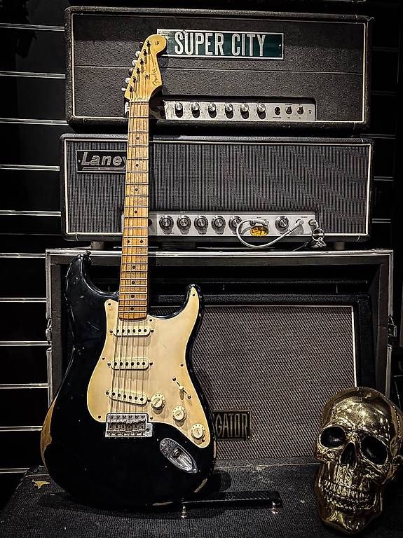 Fender Strumenti musicali: Fender Stratocaster 50's Roadworn 2010 – Usato da Montreux venduto da Alligator-AMPS 1