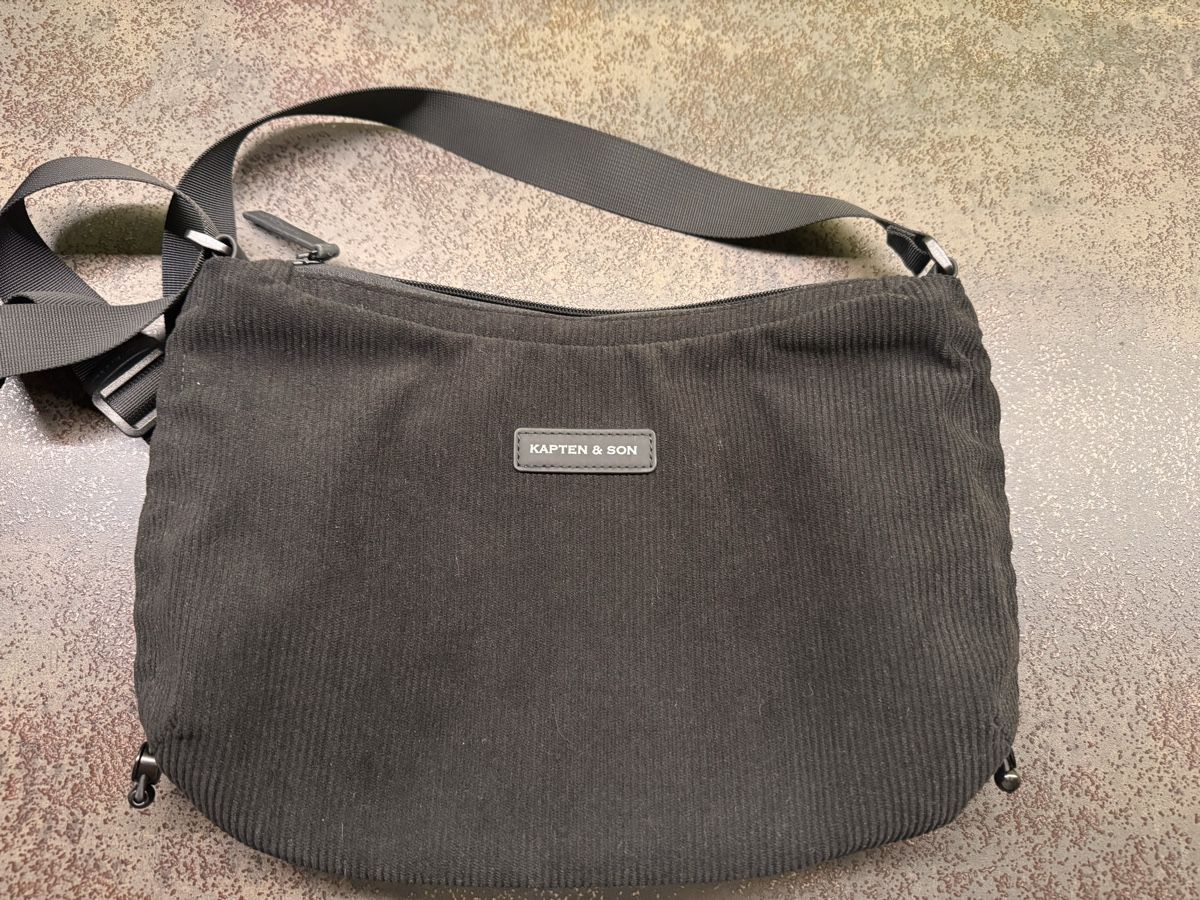 Kapten & Son Taschen: Kaptan&Son Skara Small Tasche – Gebraucht aus Horriwil von ramona.kaeser