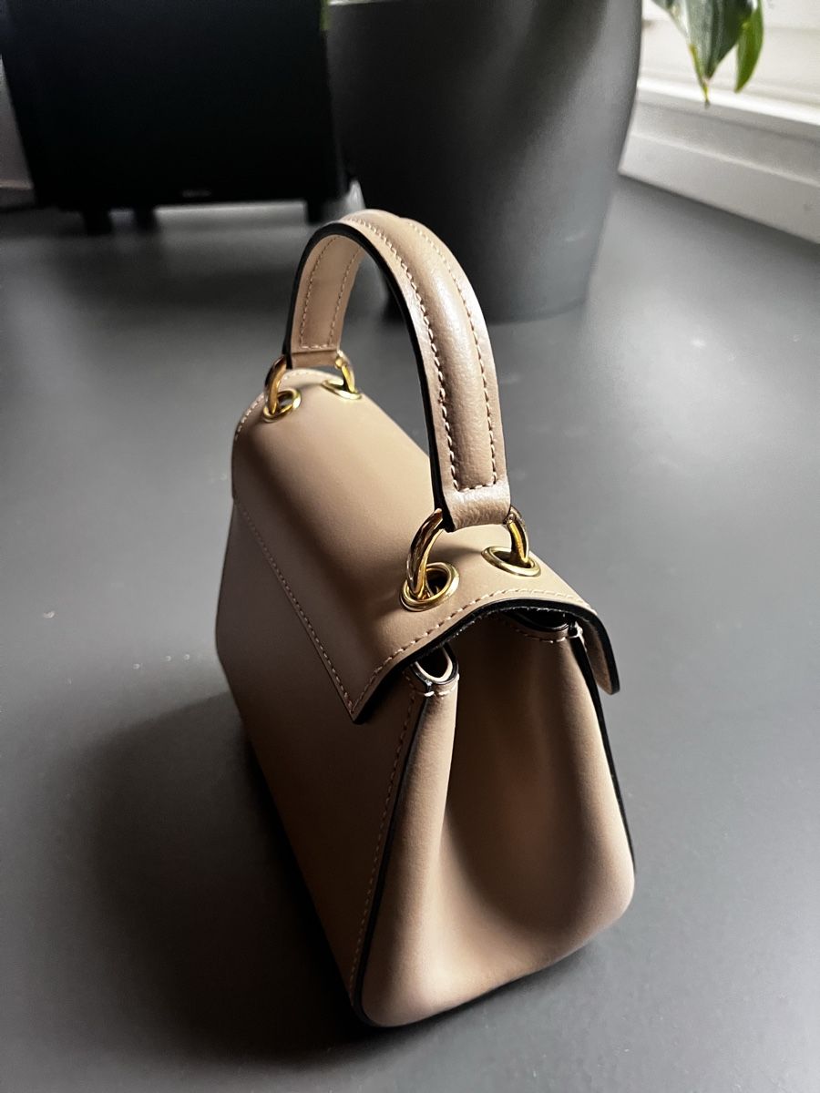 Borse da donna: Ledertasche – Usato da Küssnacht am Rigi venduto da lus_g9xw 1