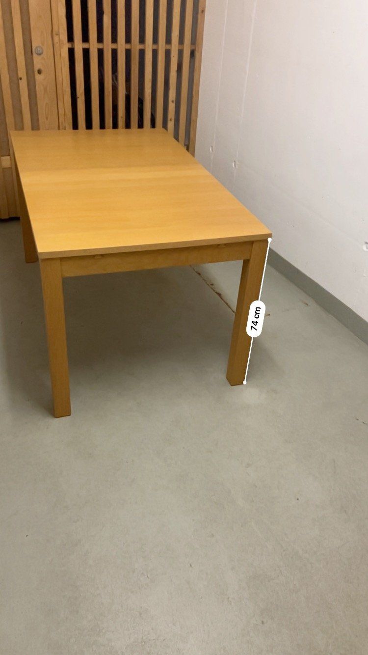 Ikea Tavoli: IKEA Bjursta Ausziehtisch – Usato da Bern venduto da ga.la. 2