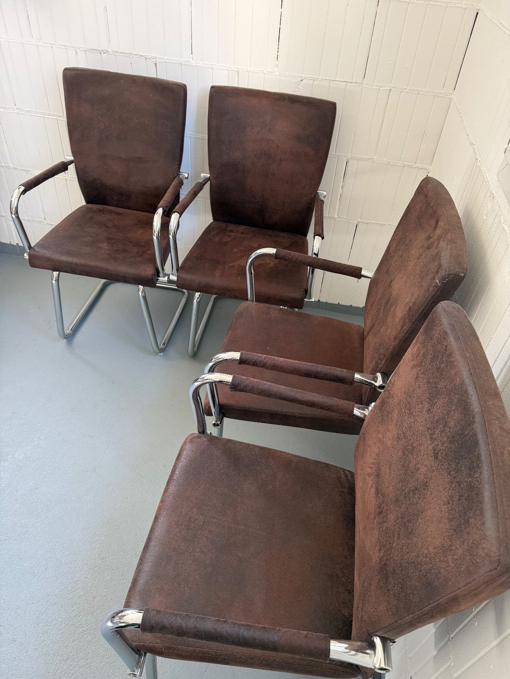 Chaises: Stühle – D'occasion à GIPF-OBERFRICK par Lerob01