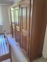 Kleiderschrank Holz vier Türen - Antik