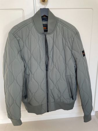 Steppjacke von Boss in grau