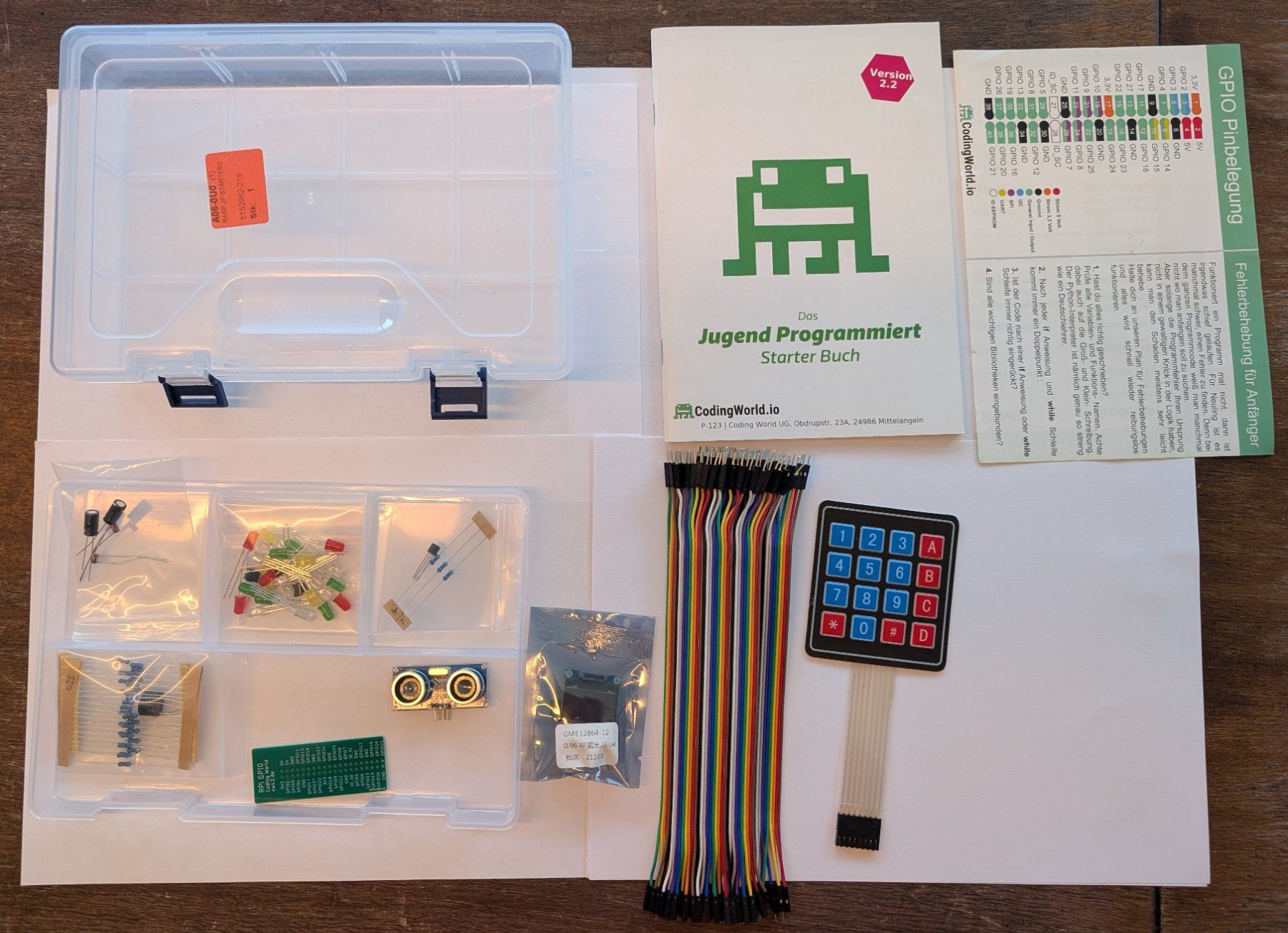 Raspberry Pi PC: CODING WORLD Raspberry Pi Starterkit – Usato da Gwatt (Thun) venduto da Cardinal8
