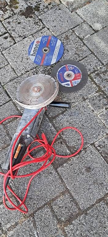 Tutte le macchine: Winkelschleifer AEG Modell WSBA 2100 – Usato da Sirnach venduto da fehr87