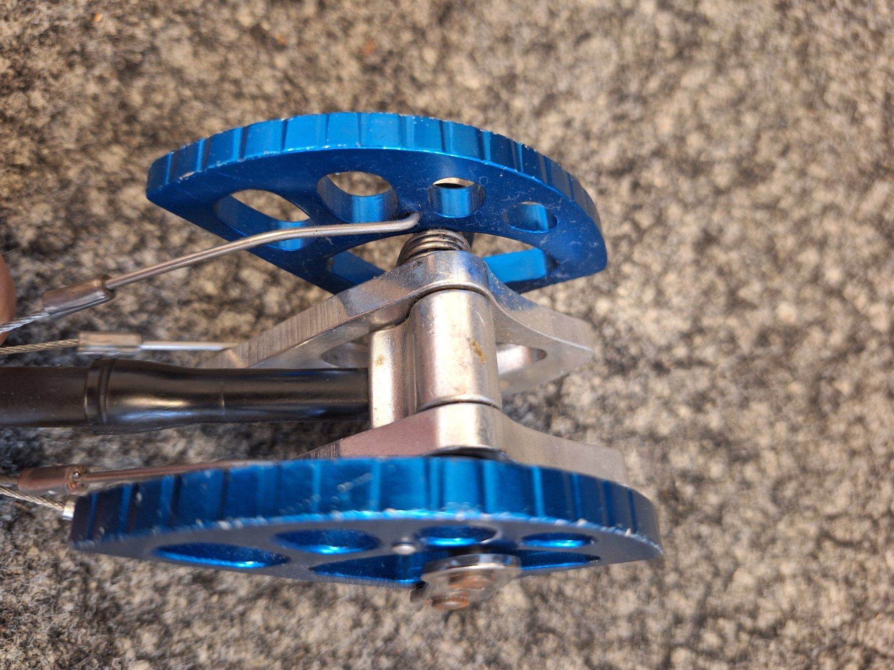Attrezzatura da arrampicata: Friend Black Diamond Camelot 3 – Usato da Heimberg venduto da Lili80 3