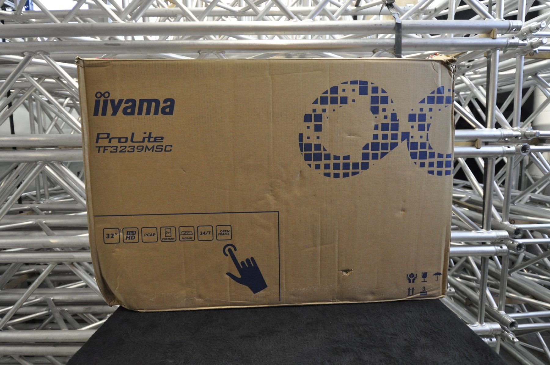 Iiyama Monitor: iiyama ProLite 32" Touchdisplay mit Mediaplayer integriert – Usato da Burgdorf venduto da WHITELIGHT3400 5