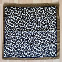 Foulard en soie vintage thème fauve