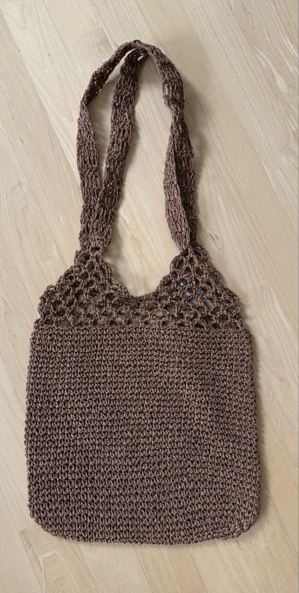 Taschen für Damen: Gehäkelte Tasche braun neuwertig  – Neu (gemäss Beschreibung) aus Oberglatt ZH von kaishu