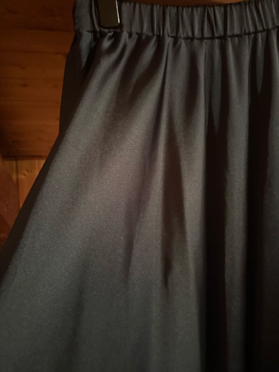 Max Mara Gonne: Smaragd Grüner rock, Grösse 34 Intrend – Nuovo (secondo la descrizione) da Erlinsbach SO venduto da aka_5b2y 3