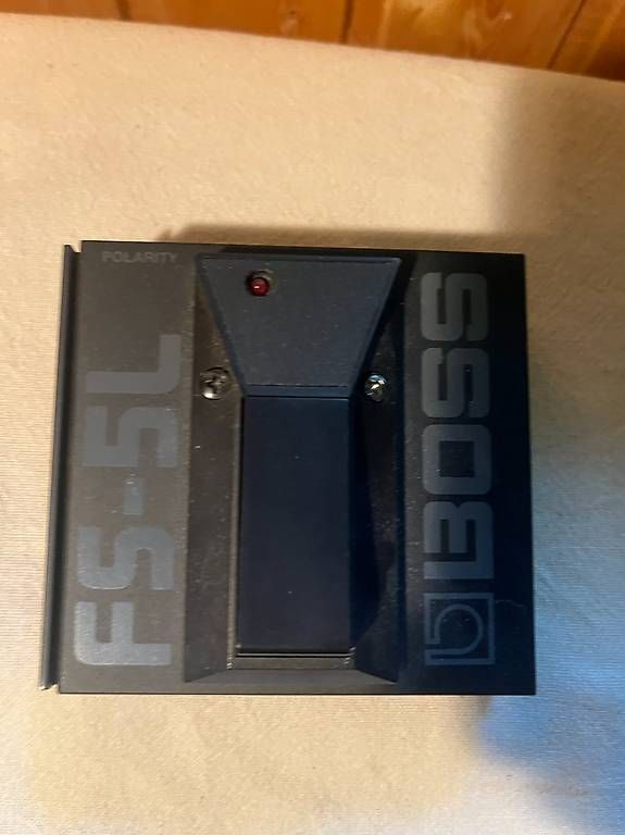 Strumenti musicali: Boss FS-5L Footswitch (Latch) – Usato da Zürich venduto da Ciccione88