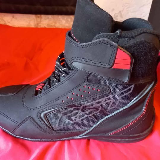 Scarpe da uomo: Motorradschuh Grösse 40 – Usato da Hochwald venduto da motowear-secondhand 2
