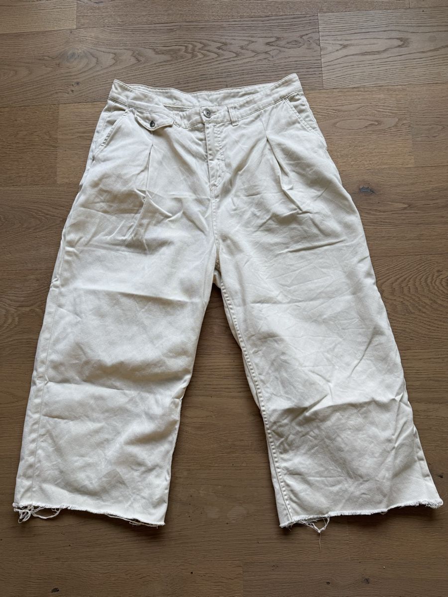 Monki Jeans: Monki Jeans – Nuovo (secondo la descrizione) da Winterthur venduto da 11.11