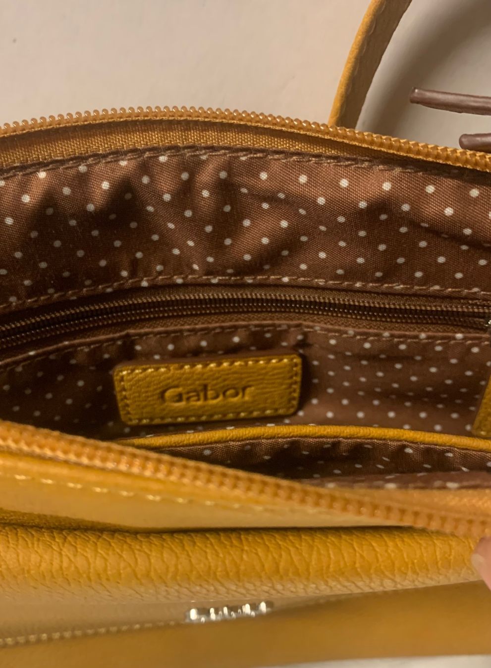 Gabor Taschen für Damen: Gabor Umhängetasche + Manor Handtasche – Neu (gemäss Beschreibung) aus Winkel von .smiths. 2