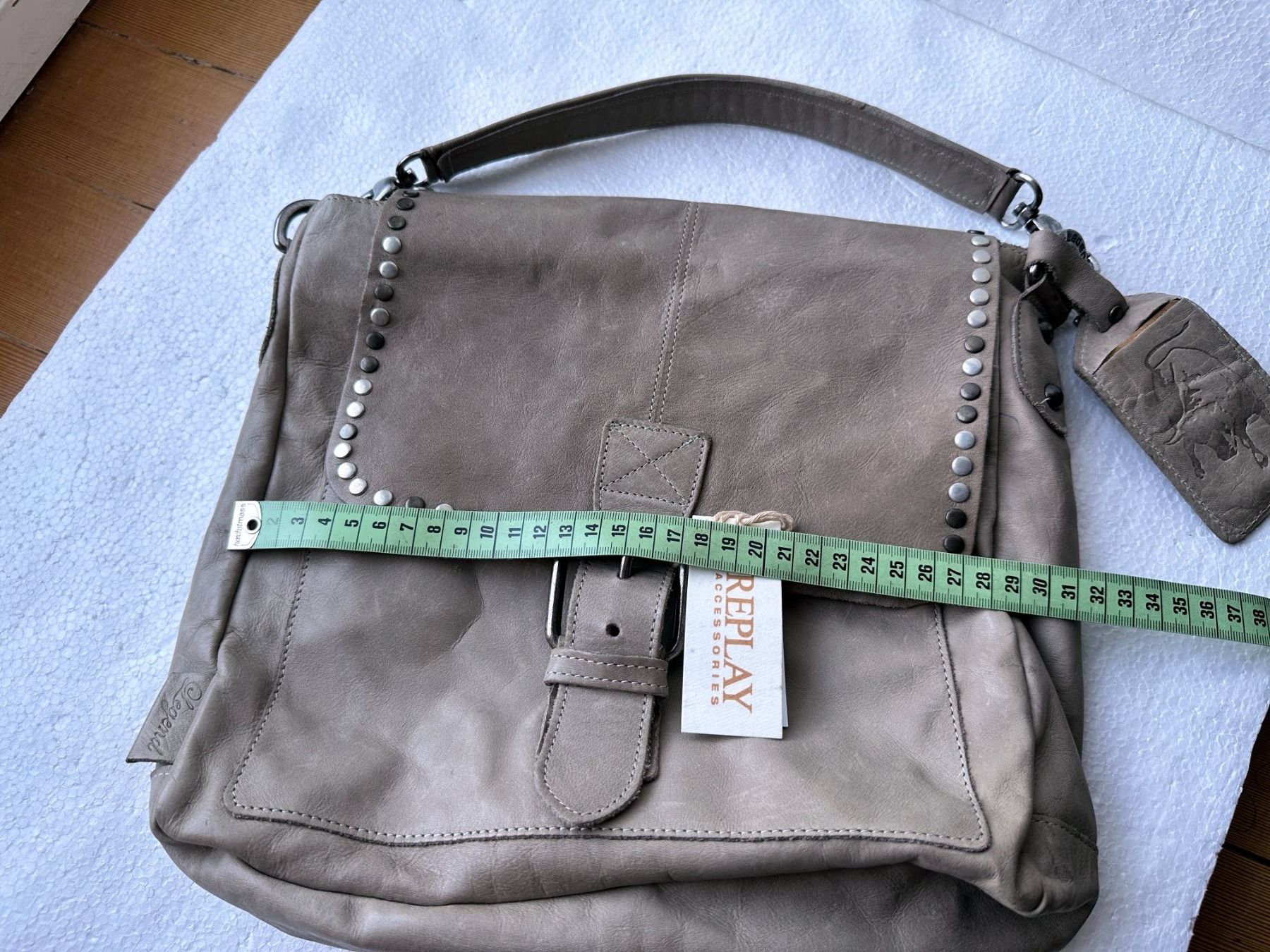 Replay Borse: Tasche Leder Replay – Nuovo (secondo la descrizione) da Gümmenen venduto da FelizitasHermann 2