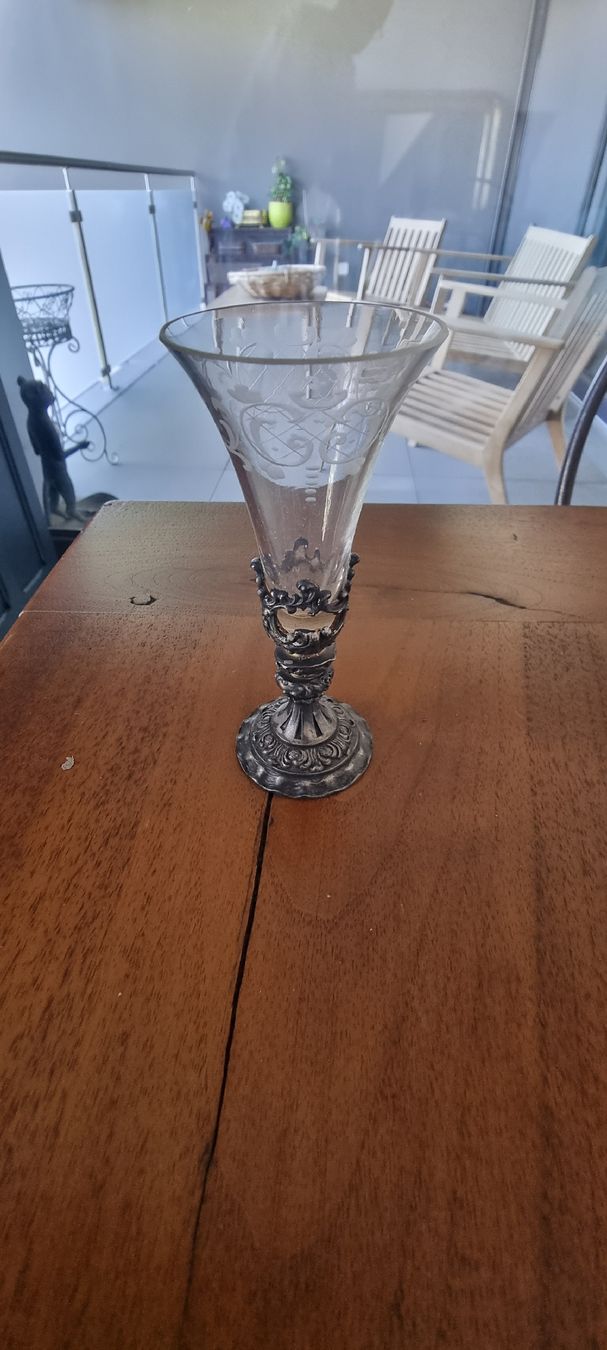 Bicchieri: 6 verres alcool pied étain – Usato da Morges venduto da Yavob 1