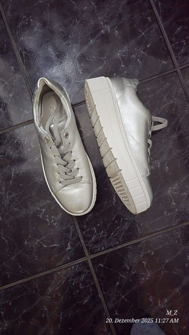 Gabor Scarpe da donna: Gabor Leder Sneakers silber Gr. 39 – Nuovo (secondo la descrizione) da Sursee venduto da M_Z 1