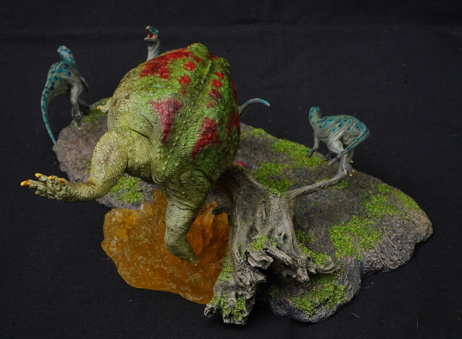 Figuren: Beelzebufo vs. Masiakasaurus 1:5 by SenSen – Gebraucht aus Selzach von Ataraxus 4