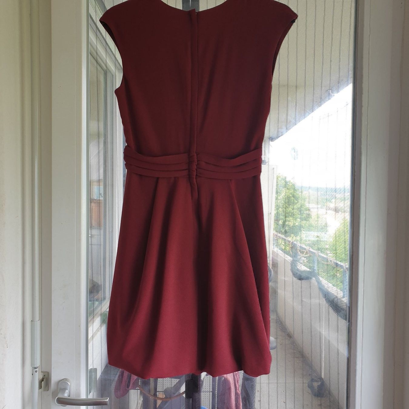Cos Robes: COS neues Kleid in Rot Gr. 38 – Neuf (Voir description) à Frenkendorf par Moon111 3