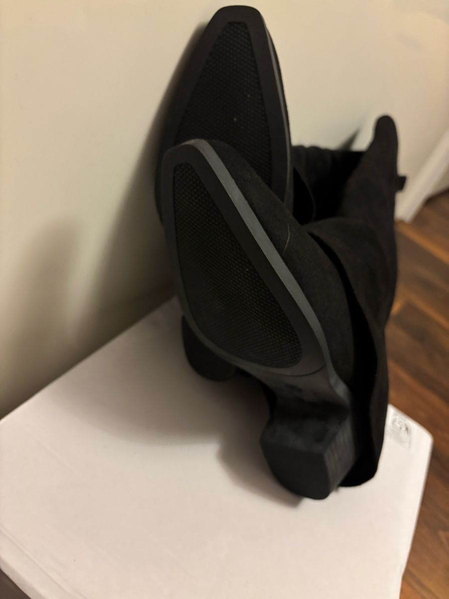 Chaussures femmes: Schwarze Stiefel, Damen – Neuf avec emballage d'origine à Arbon par Ursula_566 3