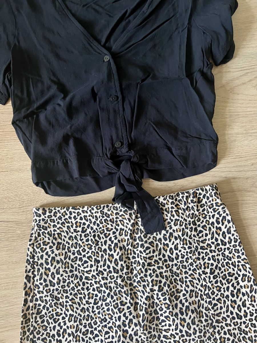 Lots de vêtements: Leorock mit Bluse XS – Neuf (Voir description) à Egliswil par Rumberta1987 1