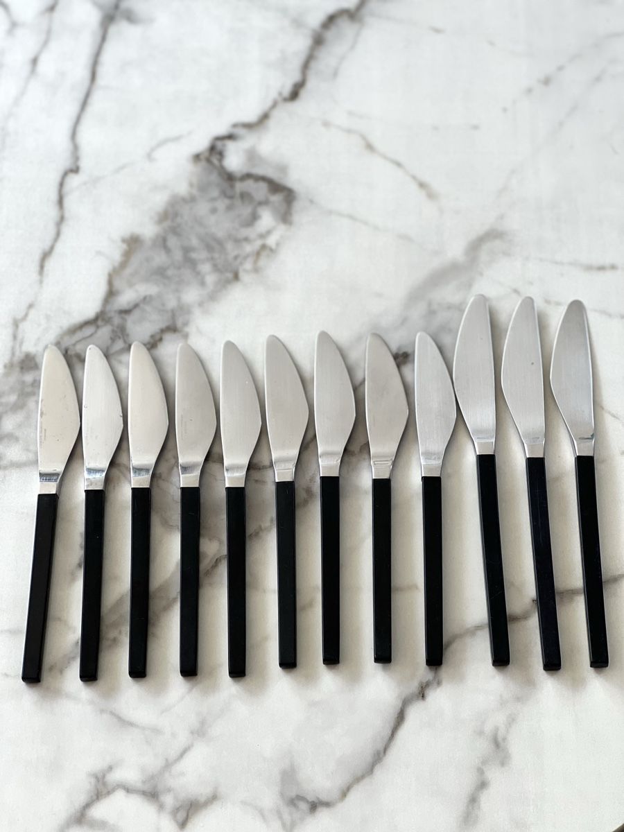 Coltelli: Set mit 12 dänischen Lundtofte Opus Black Handle Messer – Usato da Uerikon venduto da Saffagirl
