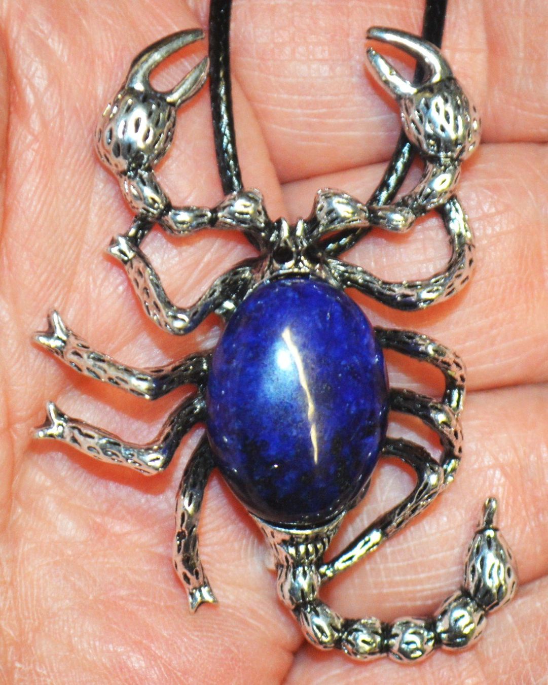 Spille & Fermagli: Brosche oder Halskette - G-755 - Skorpion – Lapislazuli – Nuovo e nell'imballaggio originale da Goldiwil (Thun) venduto da han_v5b7 2