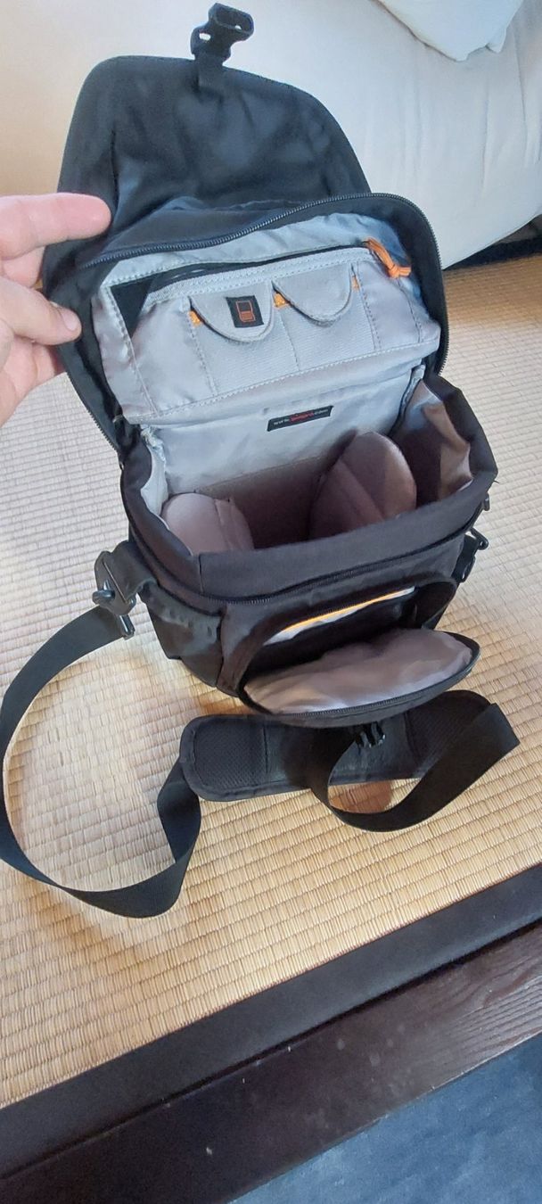 Lowepro Borse: Lowepro Nova 170 AW Kameratasche – Usato da Aeschi SO venduto da Mr.Cornrows 2
