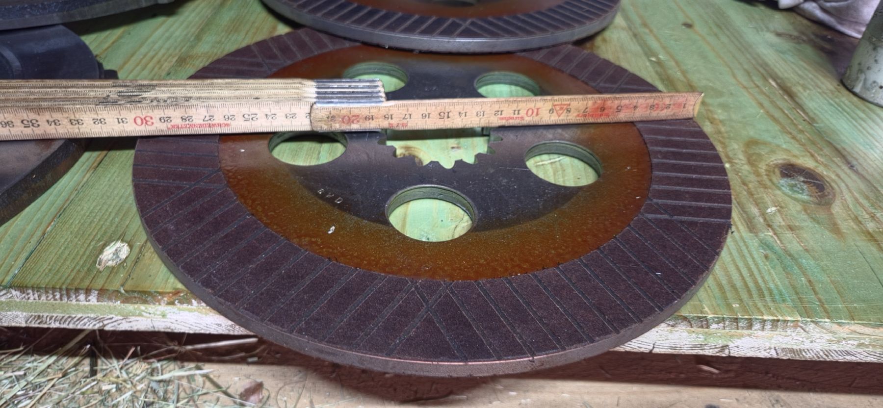 John Deere Trattori: Bremssatz zu John Deere 3130 – Usato da Schupfart venduto da ruefli97 2
