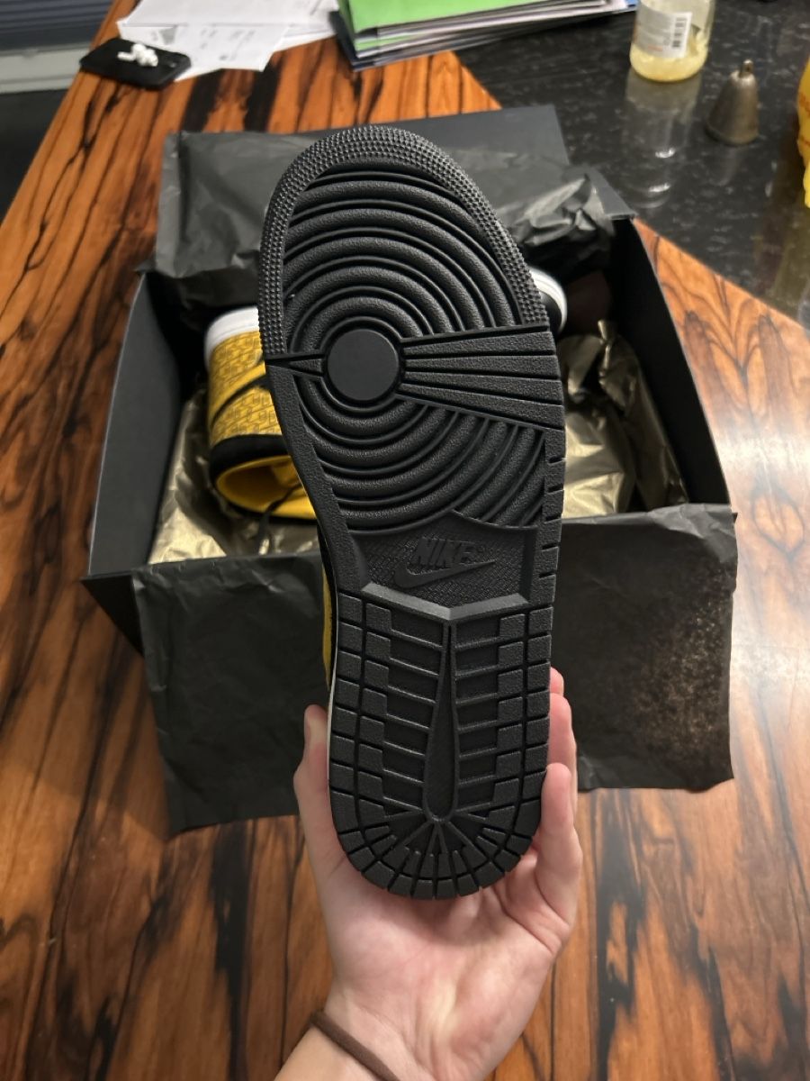 Jordan Herrenschuhe: Original VAN HOFF handmade Jordan 1-BSC young Boys 9/1 – Neu und originalverpackt aus Wohlen von Felice77 4