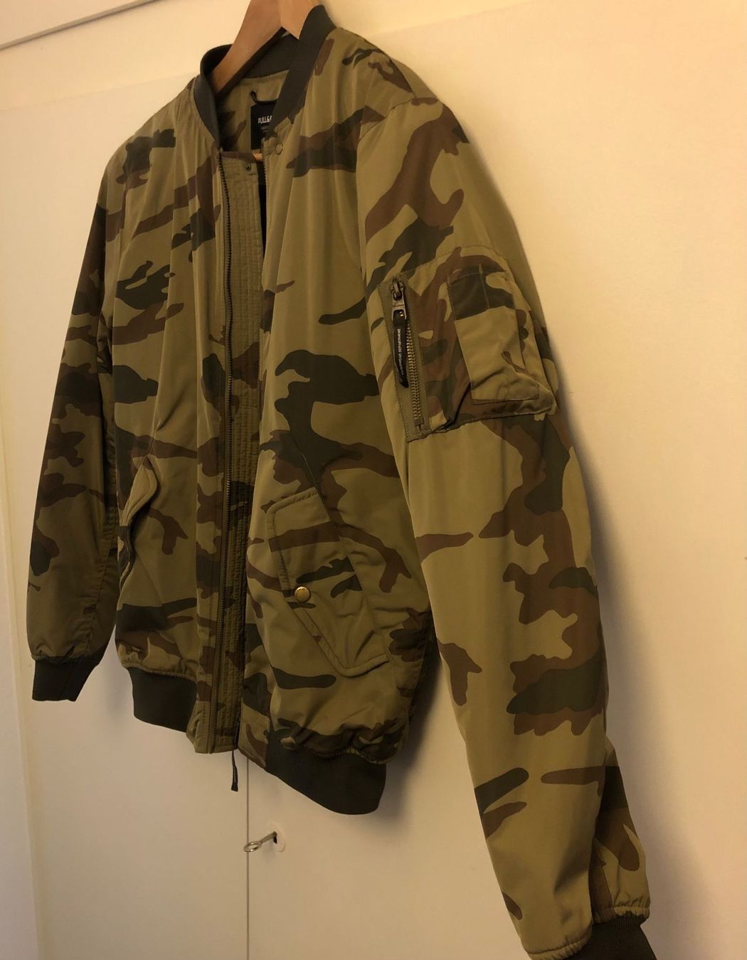 Giacche: Veste Pull & Bear camouflage - militaire – Usato da Onex venduto da Jikael 1