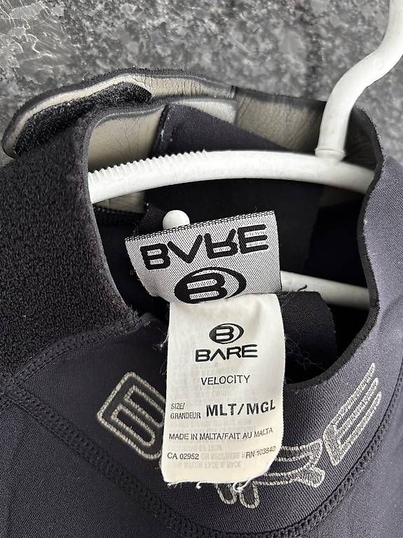 Mute per immersioni: Combinaison de plongée Bare 3/2mm pour homme – Usato da Yvonand venduto da MartinL01 2