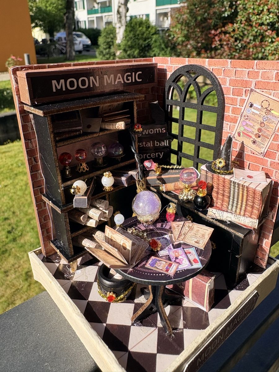 Case e mobili per bambole: Magic Shop Miniature,  Moon Magic DIY Dollhouse – Nuovo e nell'imballaggio originale da Binningen venduto da chr_g6n2 5
