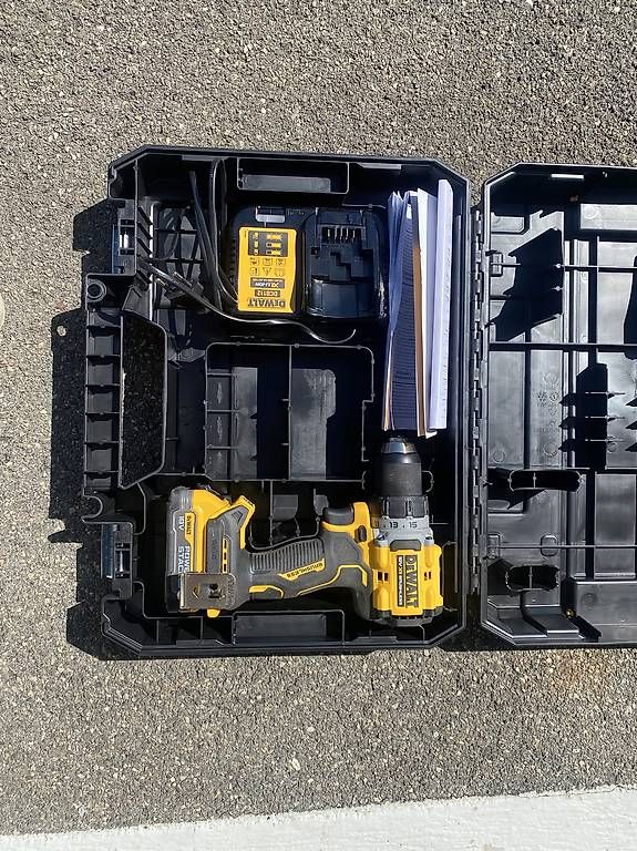 Perceuses: Dewalt 18 v – D'occasion à Erlinsbach SO par AgimR01