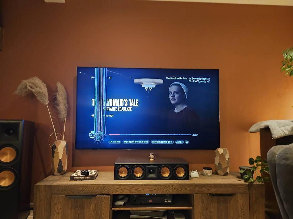 Fernseher: TV Défectueuse Samsung QE82Q800T – Gebraucht aus Grandson von roulio55 1
