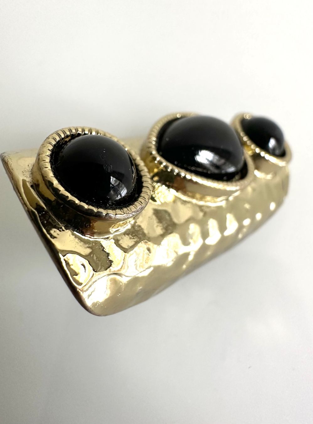 Ringe: Ring mit Hammerschlag Optik und schwarzen Steinen – Gebraucht aus Bern von Fraeuleinhonig 5