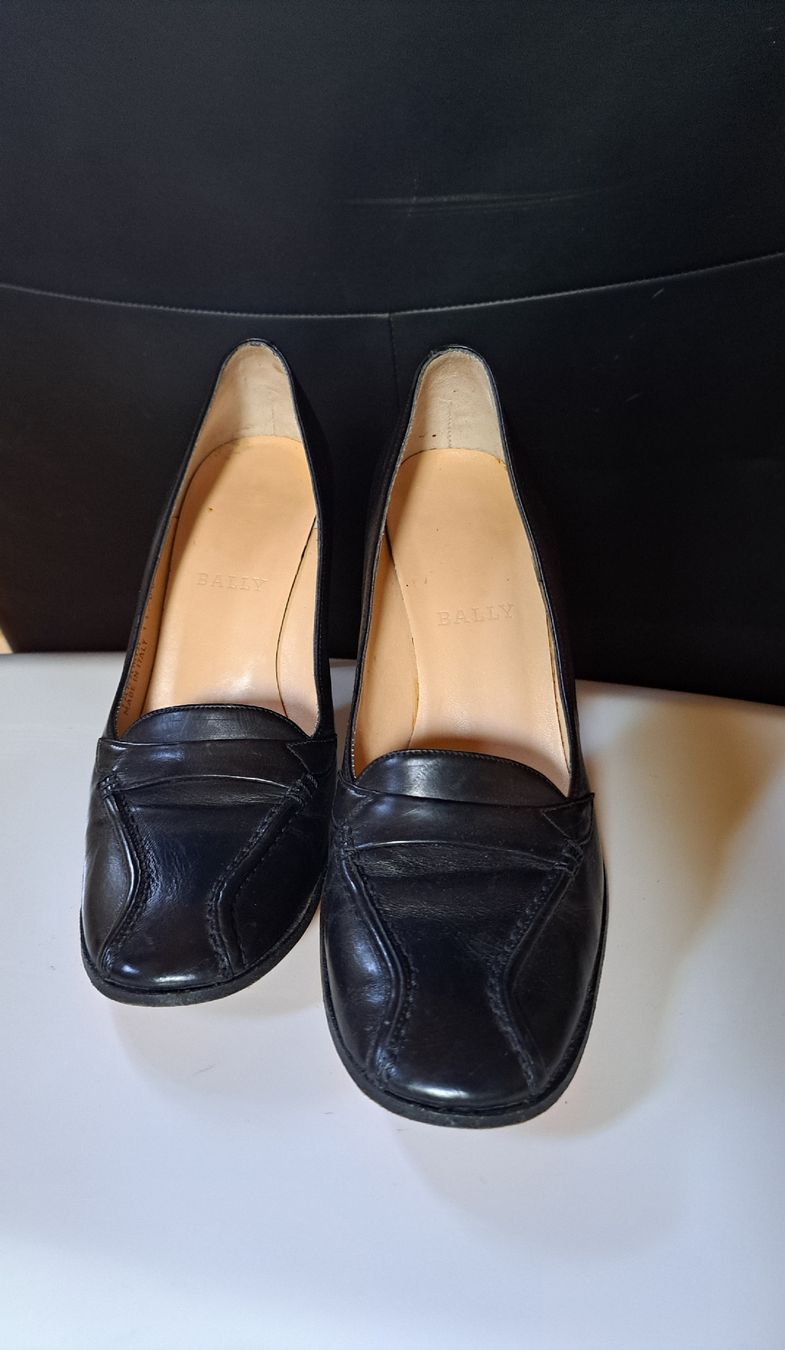 Bally Scarpe da donna: Escarpins Bally Taramia cuir noir  – Usato da Ravoire venduto da Billsen 4