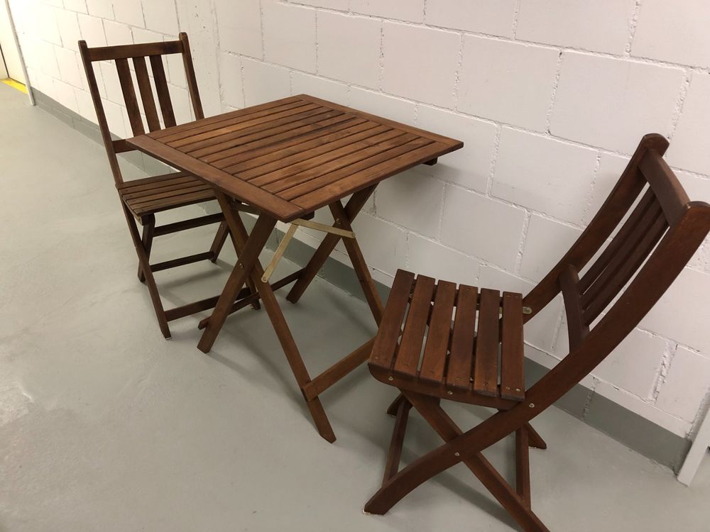 Holztisch quadratisch Ikea Kaufen auf Ricardo